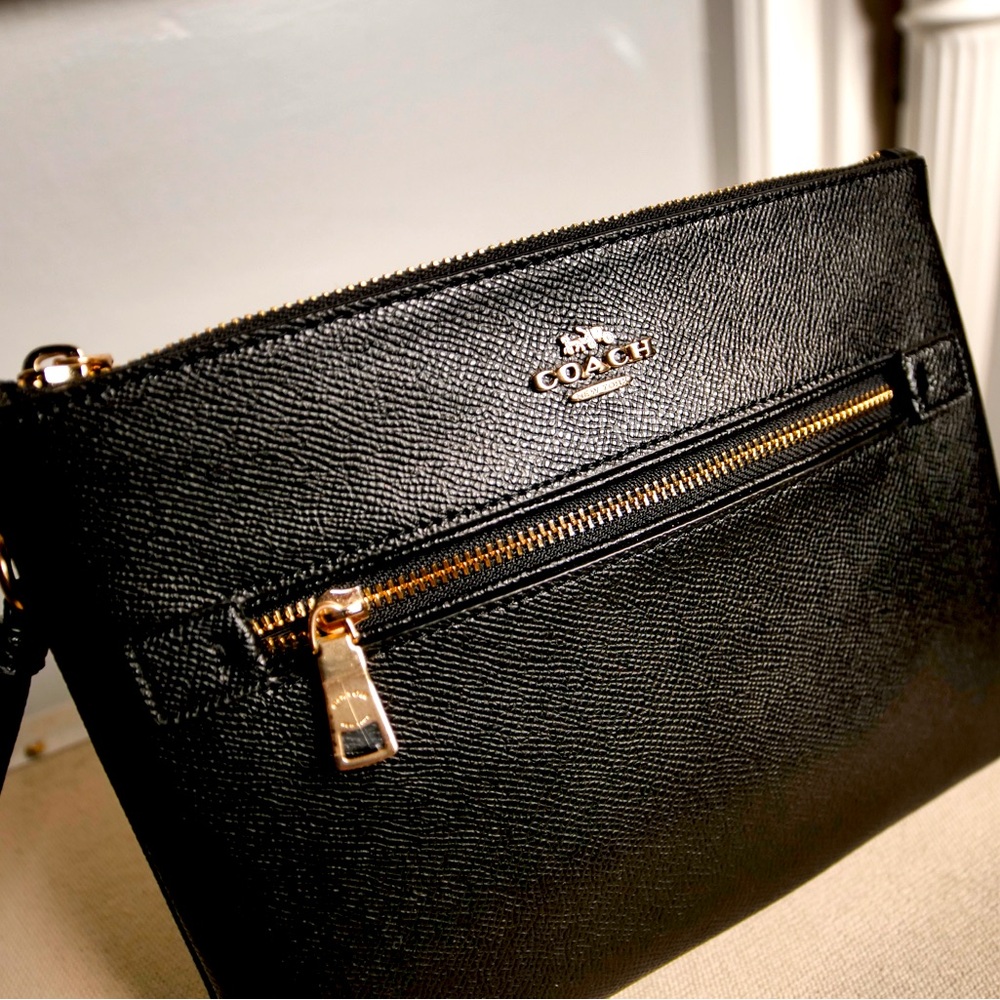 Coach Gallery Pouch (never used:EXCELLENT CONDITION